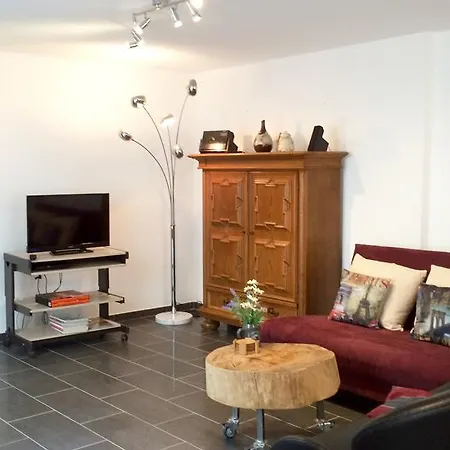 Individuell Wohnen Loft-charakter Im Innenhof *