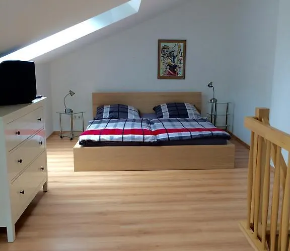 Individuell Wohnen Loft-charakter Im Innenhof * Neuss