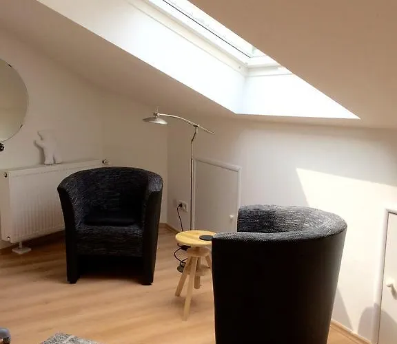 Individuell Wohnen Loft-charakter Im Innenhof