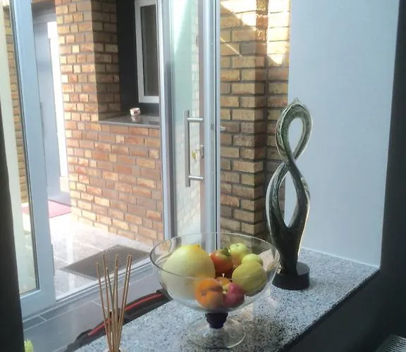 Individuell Wohnen Loft-charakter Im Innenhof Διαμέρισμα *